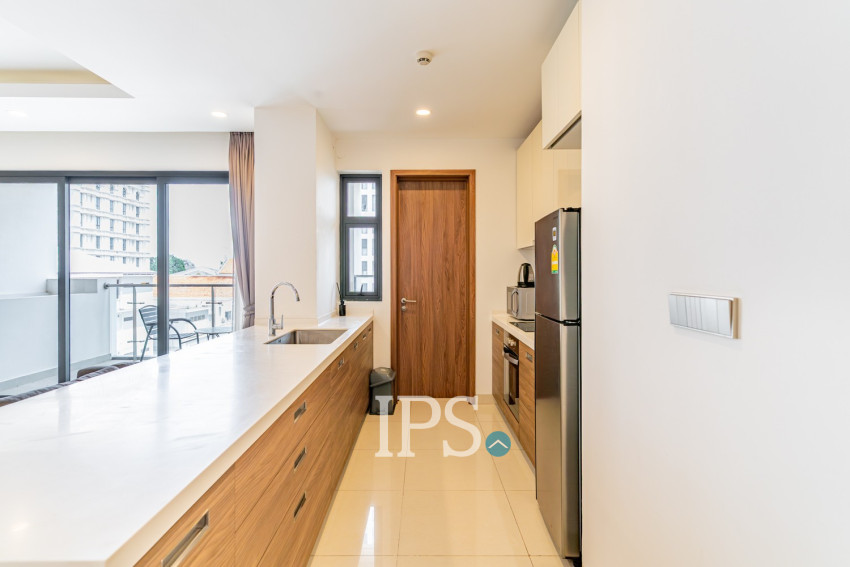 2 Bedroom Serviced Apartment For Rent - Tonle Bassac, Phnom Penh