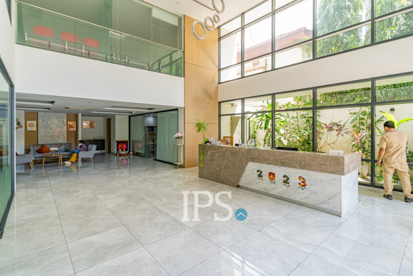 3 Bedroom Serviced Apartment For Rent - Tonle Bassac, Phnom Penh