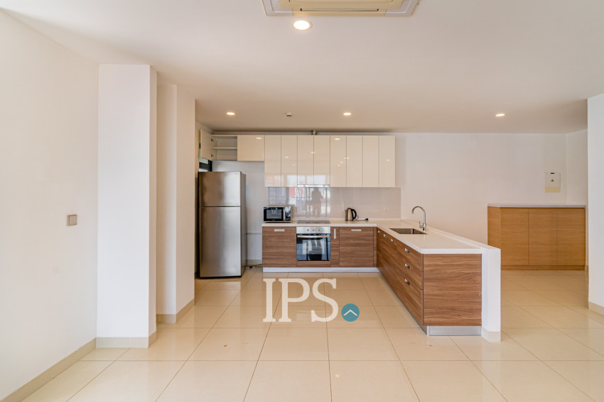 3 Bedroom Serviced Apartment For Rent - Tonle Bassac, Phnom Penh