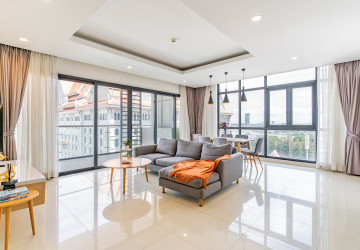 3 Bedroom Serviced Apartment For Rent - Tonle Bassac, Phnom Penh thumbnail