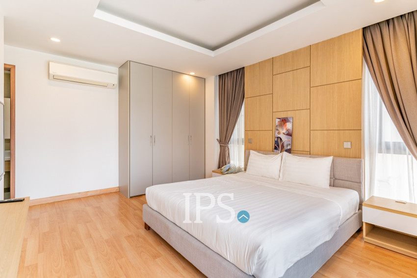 3 Bedroom Serviced Apartment For Rent - Tonle Bassac, Phnom Penh