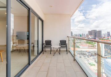 3 Bedroom Serviced Apartment For Rent - Tonle Bassac, Phnom Penh thumbnail