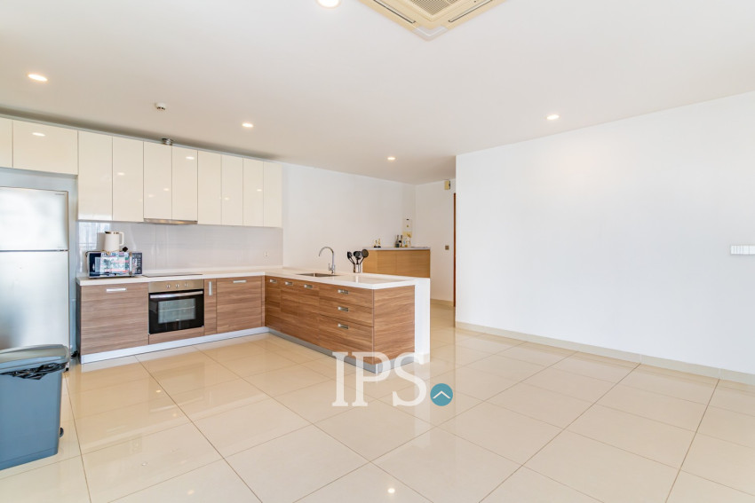 3 Bedroom Serviced Apartment For Rent - Tonle Bassac, Phnom Penh