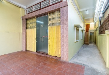 8 Bedroom Shop House  For Rent - BKK3, Phnom Penh thumbnail