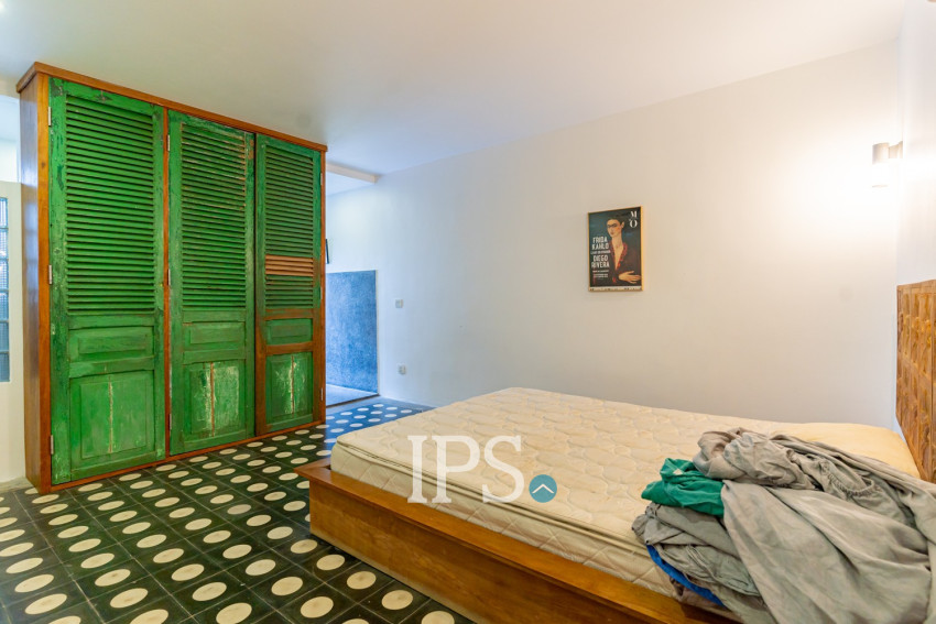 Renovated 3 Bedroom Apartment For Rent - Chakto Mukh, Phnom Penh