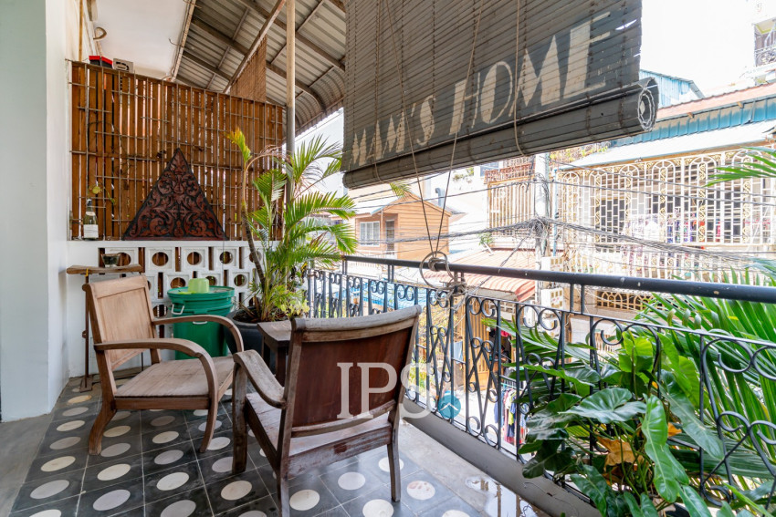 Renovated 3 Bedroom Apartment For Rent - Chakto Mukh, Phnom Penh