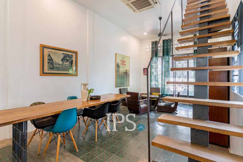 Renovated 3 Bedroom Apartment For Rent - Chakto Mukh, Phnom Penh