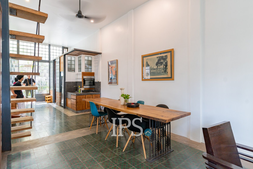 Renovated 3 Bedroom Apartment For Rent - Chakto Mukh, Phnom Penh