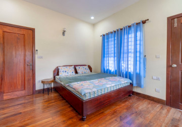 5 Unit Apartment Building For Rent - Svay Dangkum, Siem Reap thumbnail