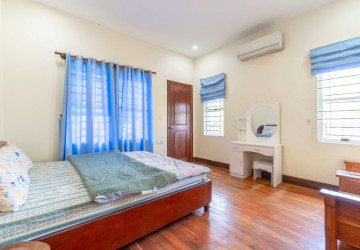 5 Unit Apartment Building For Rent - Svay Dangkum, Siem Reap thumbnail