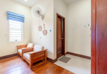 5 Unit Apartment Building For Rent - Svay Dangkum, Siem Reap thumbnail