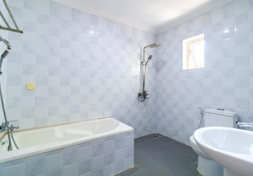 1 Bedroom Apartment For Rent - Svay Dangkum, Siem Reap thumbnail