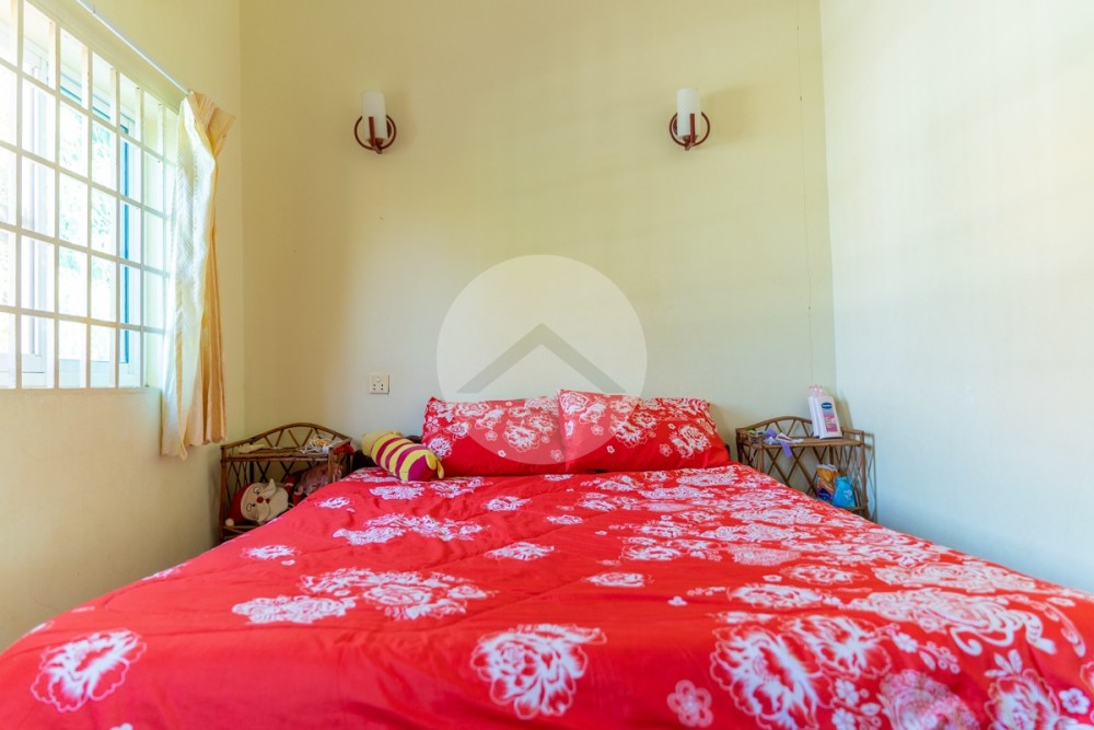 4 Bedroom Villa For Sale - Svay Dangkum, Siem Reap - Image 23