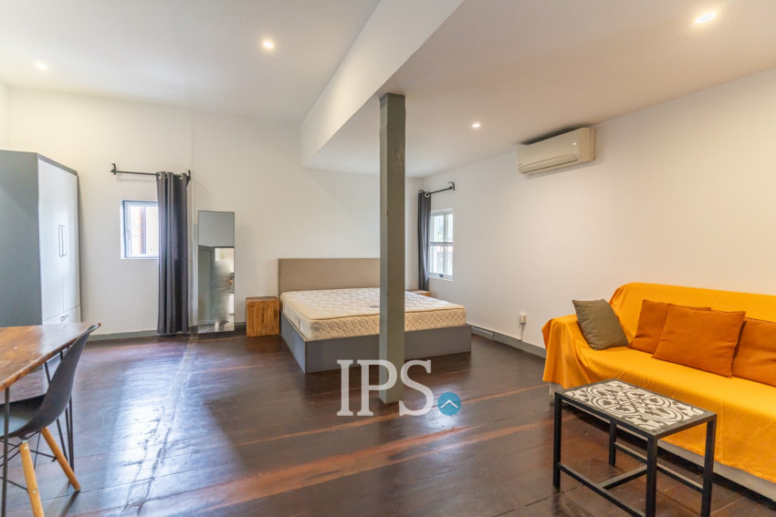 Renovated 4 Bedroom Duplex Apartment For Rent - Tonle Bassac, Phnom Penh