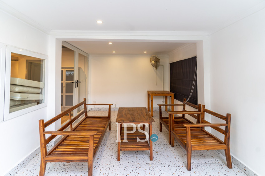 Renovated 4 Bedroom Duplex Apartment For Rent - Tonle Bassac, Phnom Penh