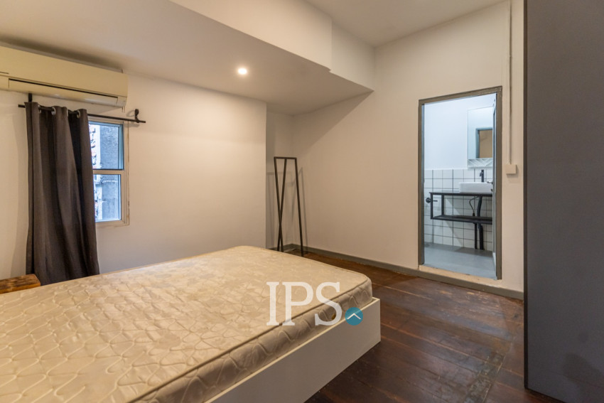 Renovated 4 Bedroom Duplex Apartment For Rent - Tonle Bassac, Phnom Penh