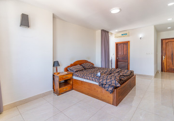 1 Bedroom Serviced Apartment For Rent - Toul Tum Poung 1, Phnom Penh thumbnail