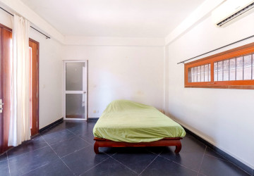 3 Bedroom Villa For Rent - Sala Kamreuk, Siem Reap thumbnail