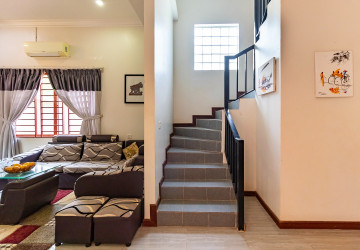 4 Bedroom House For Rent - Svay Dangkum, Siem Reap thumbnail