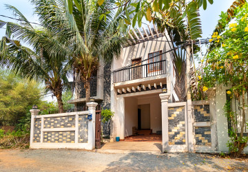 4 Bedroom House For Rent - Svay Dangkum, Siem Reap thumbnail