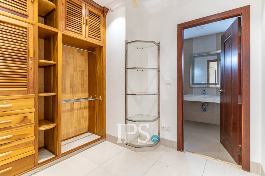 3 Bedroom Serviced Apartment For Rent - Boeung Trabek, Phnom Penh