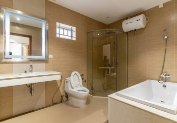 3 Bedroom Serviced Apartment For Rent - Boeung Trabek, Phnom Penh thumbnail