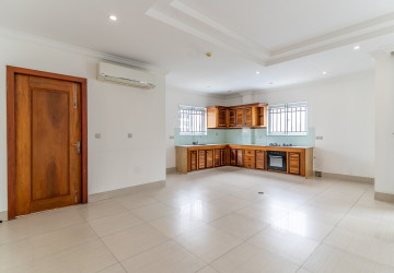 3 Bedroom Serviced Apartment For Rent - Boeung Trabek, Phnom Penh thumbnail