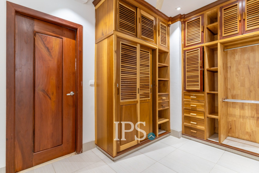 3 Bedroom Serviced Apartment For Rent - Boeung Trabek, Phnom Penh