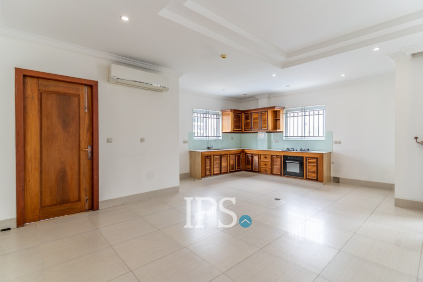 3 Bedroom Serviced Apartment For Rent - Boeung Trabek, Phnom Penh