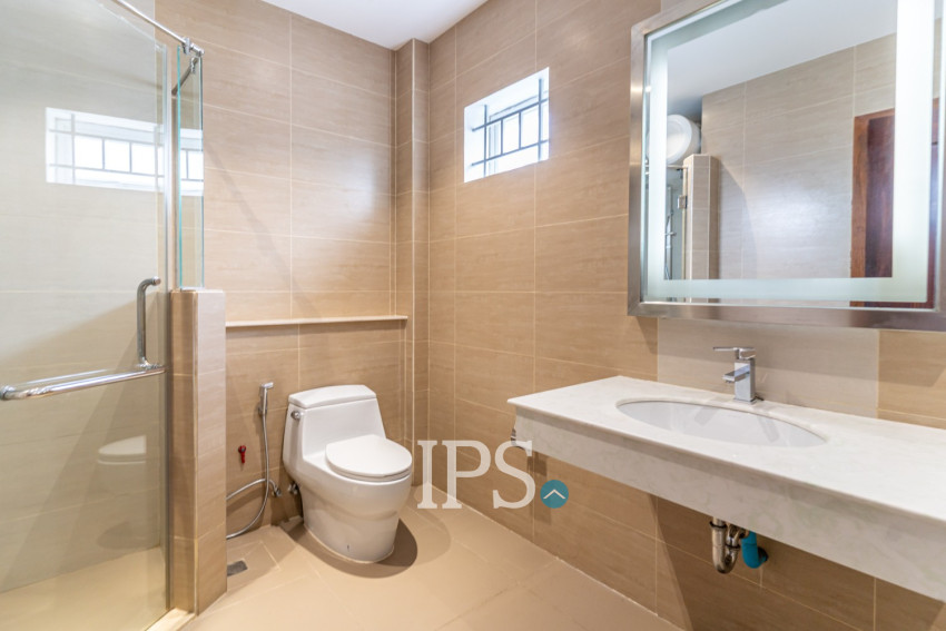 3 Bedroom Serviced Apartment For Rent - Boeung Trabek, Phnom Penh