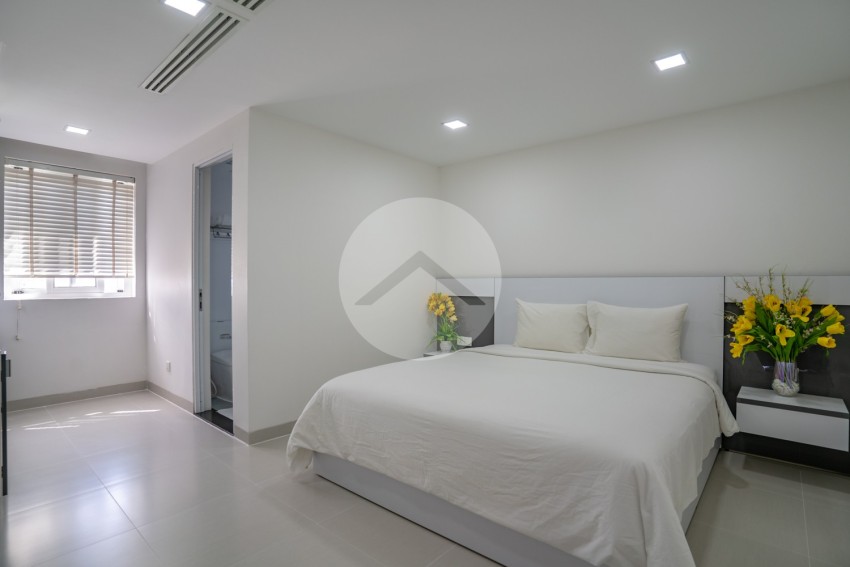 2 Bedroom Penthouse For Rent - BKK1, Phnom Penh