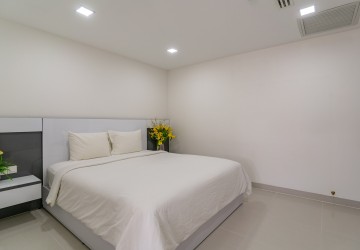 2 Bedroom Penthouse For Rent - BKK1, Phnom Penh thumbnail