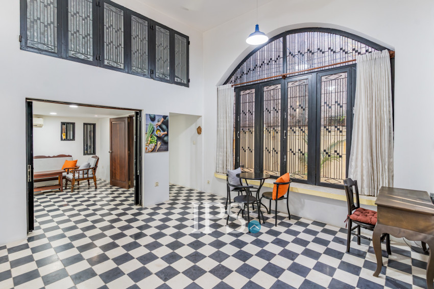 Renovated Loft 1 Bedroom Apartment For Rent - Chakto Mukh, Phnom Penh