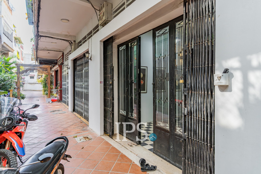 Renovated Loft 1 Bedroom Apartment For Rent - Chakto Mukh, Phnom Penh