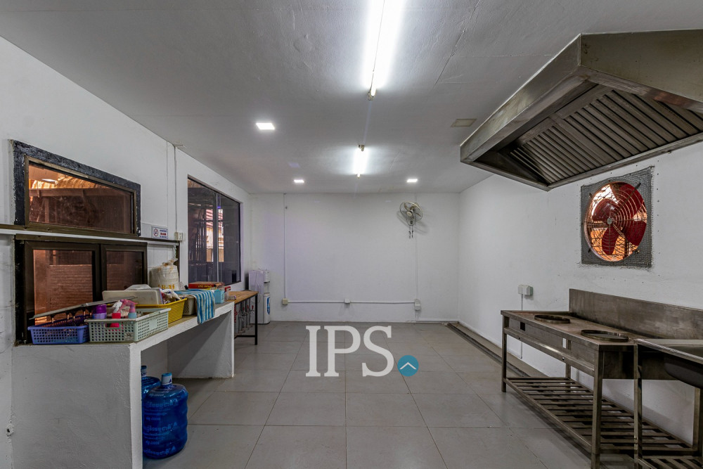 4 Bedroom Commercial House For Rent - Night Market Area, Siem Reap - Image 15