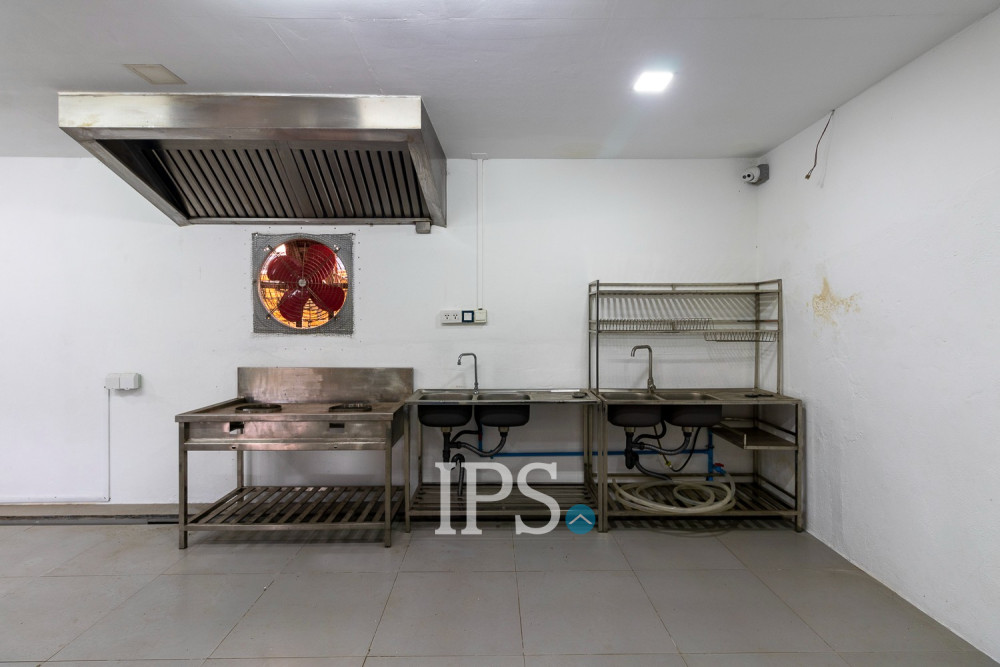 4 Bedroom Commercial House For Rent - Night Market Area, Siem Reap - Image 16