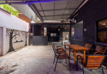 4 Bedroom Commercial House For Rent - Night Market Area, Siem Reap thumbnail