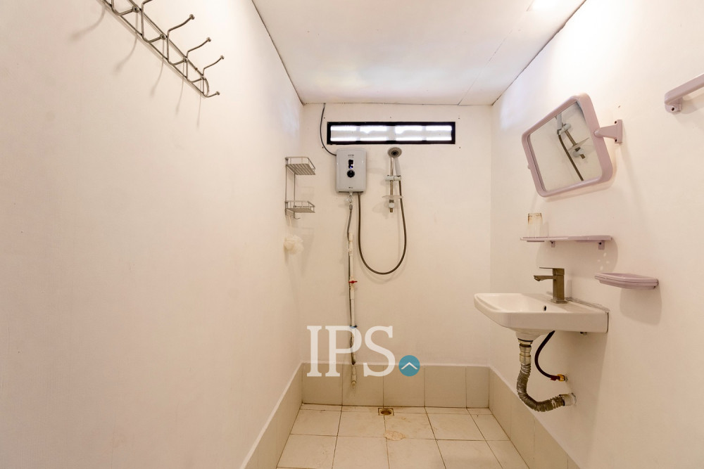 4 Bedroom Commercial House For Rent - Night Market Area, Siem Reap - Image 36