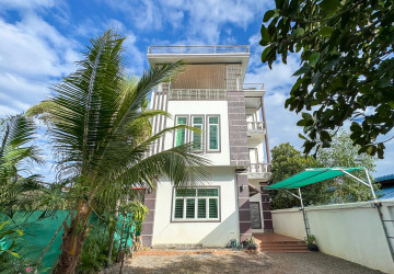 3 Bedroom House For Rent - Sala Kamreuk, Siem Reap thumbnail