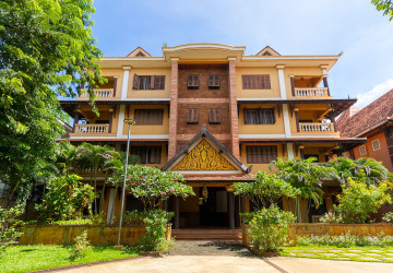 2 Bedroom Apartment For Rent - Slor Kram, Siem Reap thumbnail