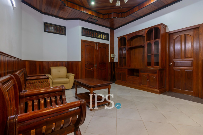 2 Bedroom Apartment For Rent - Slor Kram, Siem Reap