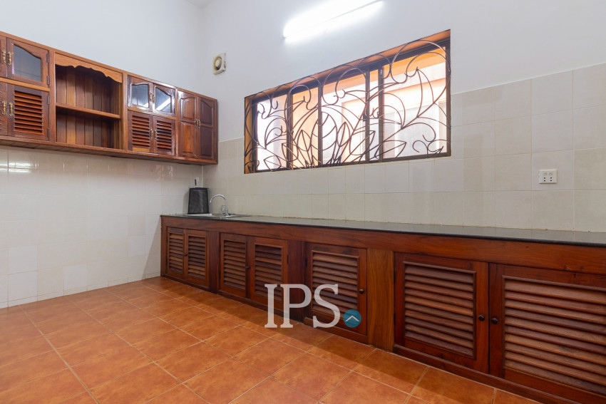 2 Bedroom Apartment For Rent - Slor Kram, Siem Reap