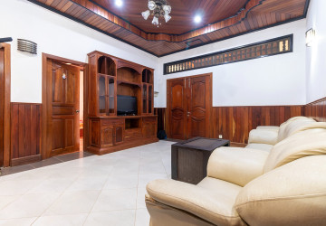 3 Bedroom Apartment  For Rent - Slor Kram, Siem Reap thumbnail