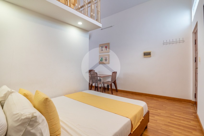 Renovated Studio Apartment For Rent - Phsar Thmei - Phnom Penh