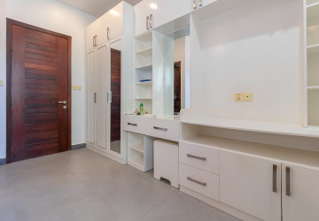 2 Bedroom House  For Rent - Sala Kamreuk, Siem Reap thumbnail