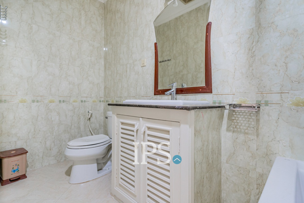 2 Bedroom Serviced Apartment For Rent - Boeung Kak 2, Phnom Penh - Image 16
