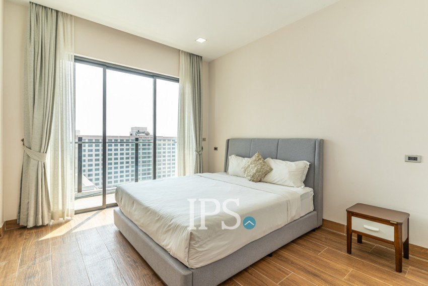 3 Bedroom Serviced Penthouse For Rent - Toul Svay Prey 2, Phnom Penh