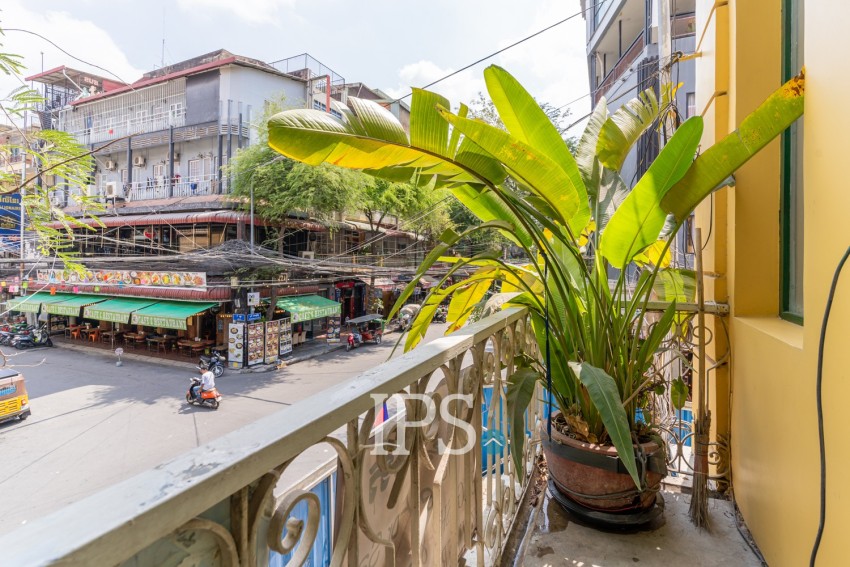 Renovated 2 Bedroom Apartment For Sale - Psa Kandal 1, Phnom Penh