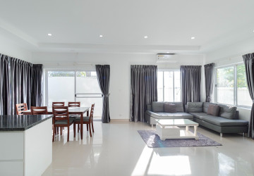 3 Bedroom Villa For Rent - Melbourne Residence, Sra Ngae, Siem Reap thumbnail