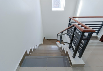 3 Bedroom Villa For Rent - Melbourne Residence, Sra Ngae, Siem Reap thumbnail